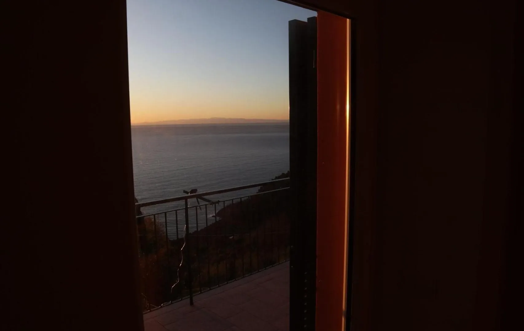 Apartmán La Notte Sull'Isola - Montaretto - Tra Il Cielo E Il Mare Reggimonti 0*,  Itálie