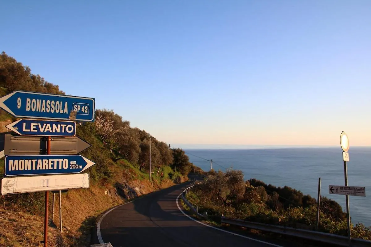 La Notte Sull'Isola - Montaretto - Tra Il Cielo E Il Mare Apartment Reggimonti