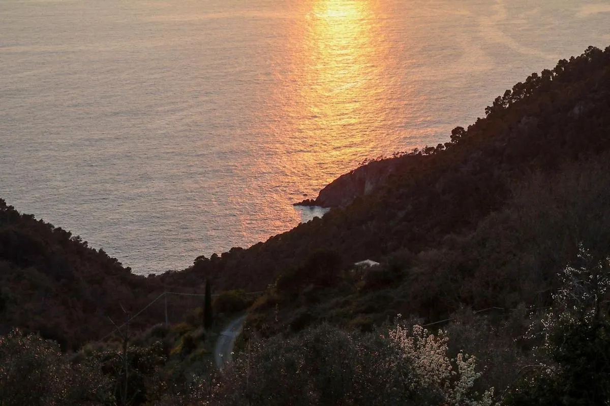 La Notte Sull'Isola - Montaretto - Tra Il Cielo E Il Mare Apartment Reggimonti Italy