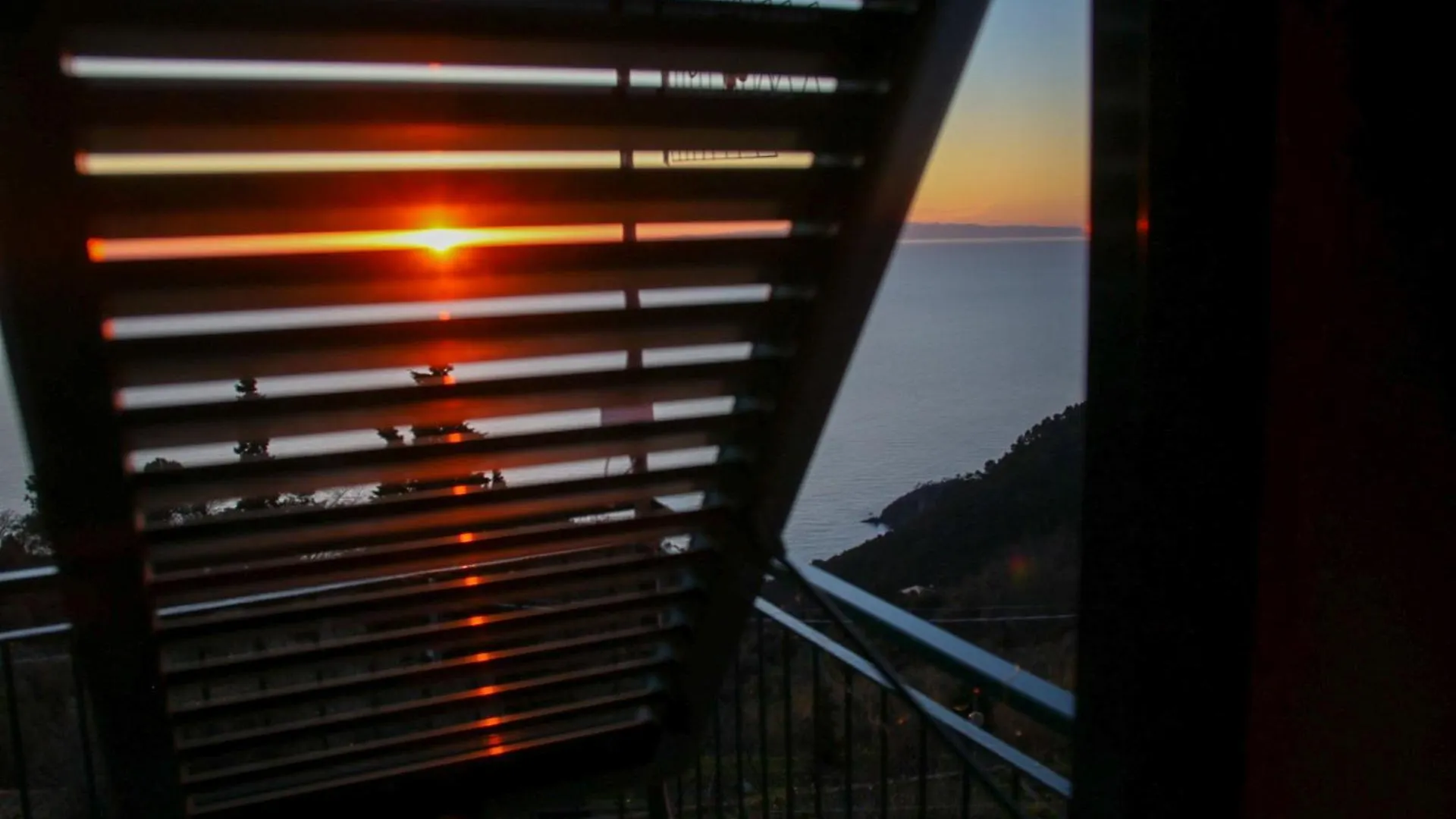 La Notte Sull'Isola - Montaretto - Tra Il Cielo E Il Mare Apartment Reggimonti Italy